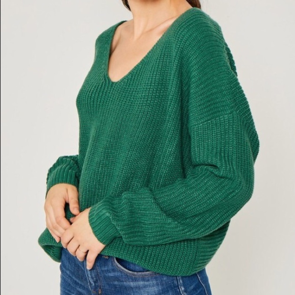 SOLD OUT CLEARANCE Hunter Green Twist Cross Back Oversized Sweater - Picture 2 of 4